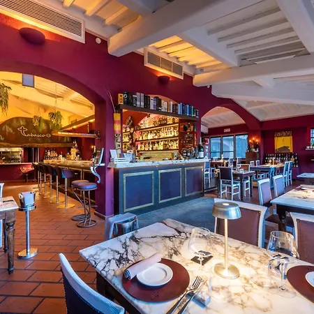 Boccaccio Hotel 4*